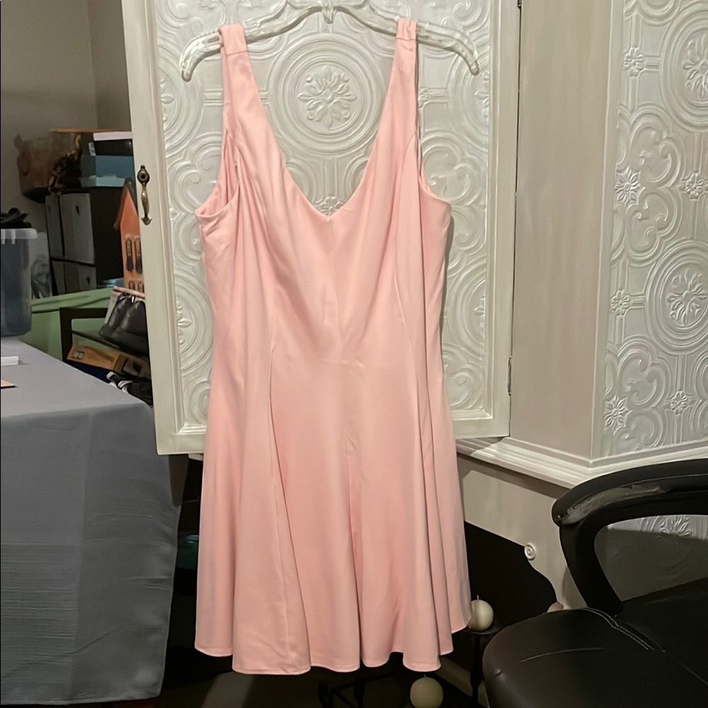 Elegant Pink Sleeveless Dress